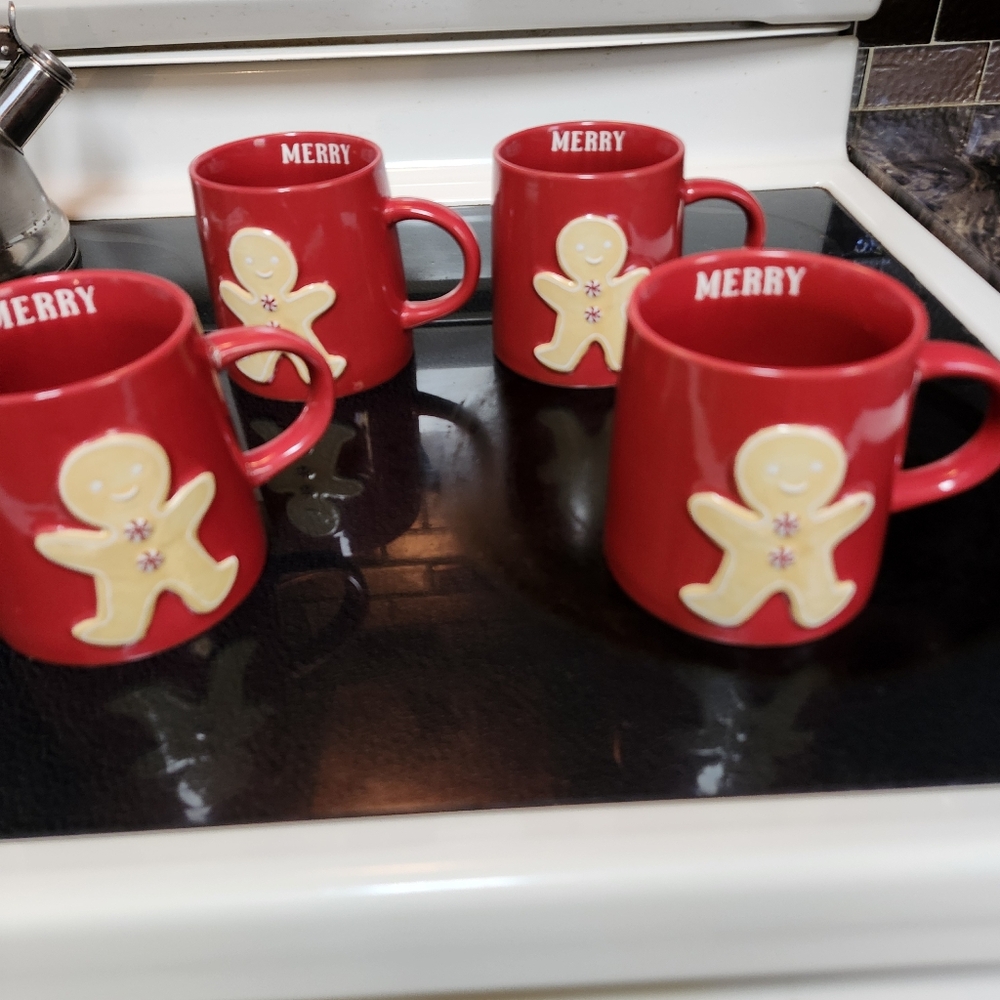 Merry Red Gingerbread 3 mugs